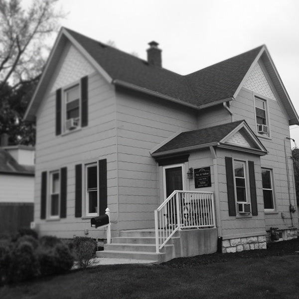 mommy mondays:  ex-real estate agent